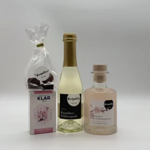 Geschenkpaket - Kirschblüte: Pralinen, Seife, Sekt & Kirschblütenlikör.